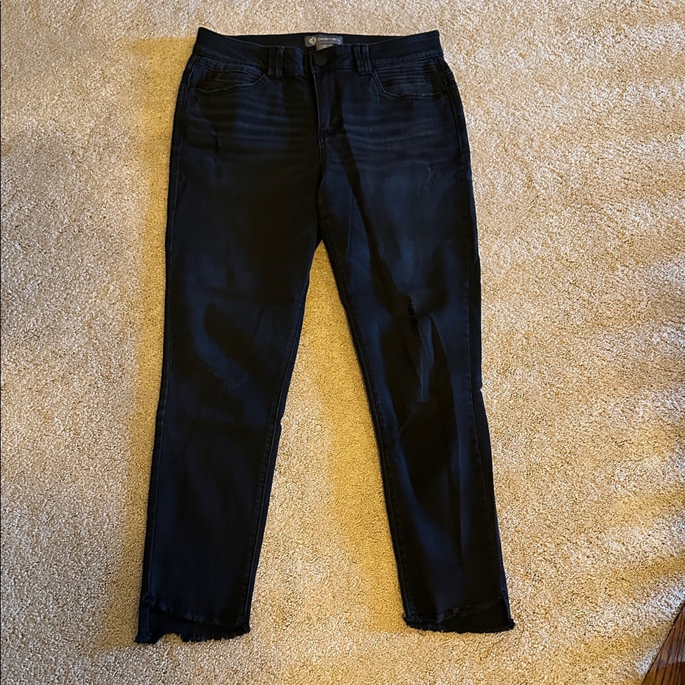 Democracy Black Distressed Skinny Jeans
